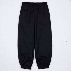 Owillo Girls’ Satin Parachute Pants blacks size small with side pockets